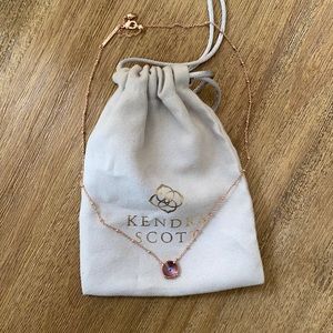 Kendra Scott necklace